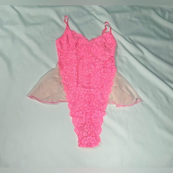 We Are Hah Rose Quartz/ pink Maid To Wear Lace Body Suit  Size S NWT - Picture 10 of 13